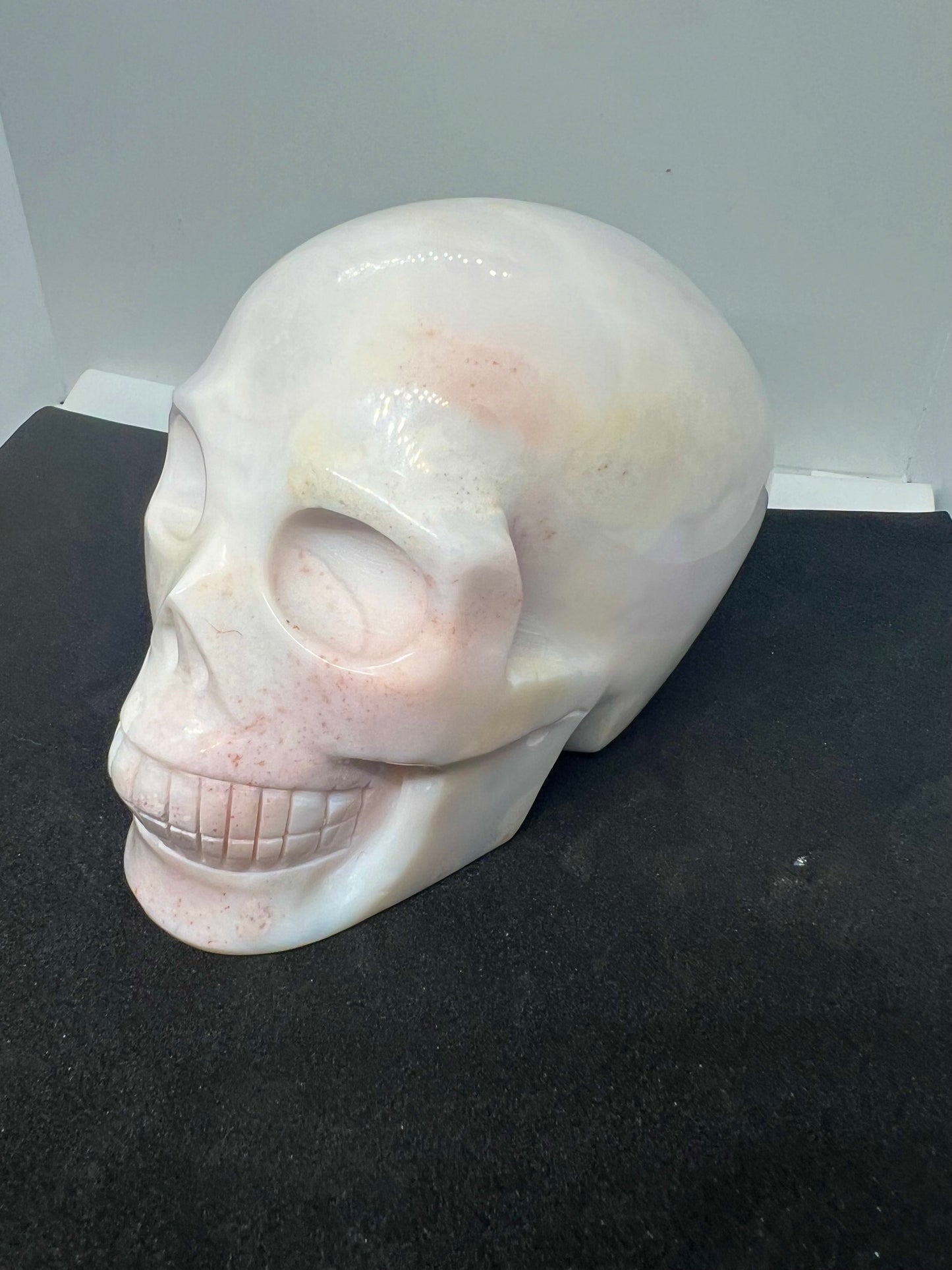 White Agate Skull