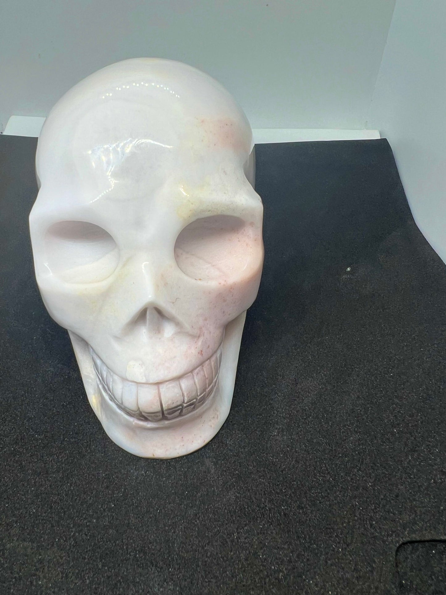 White Agate Skull