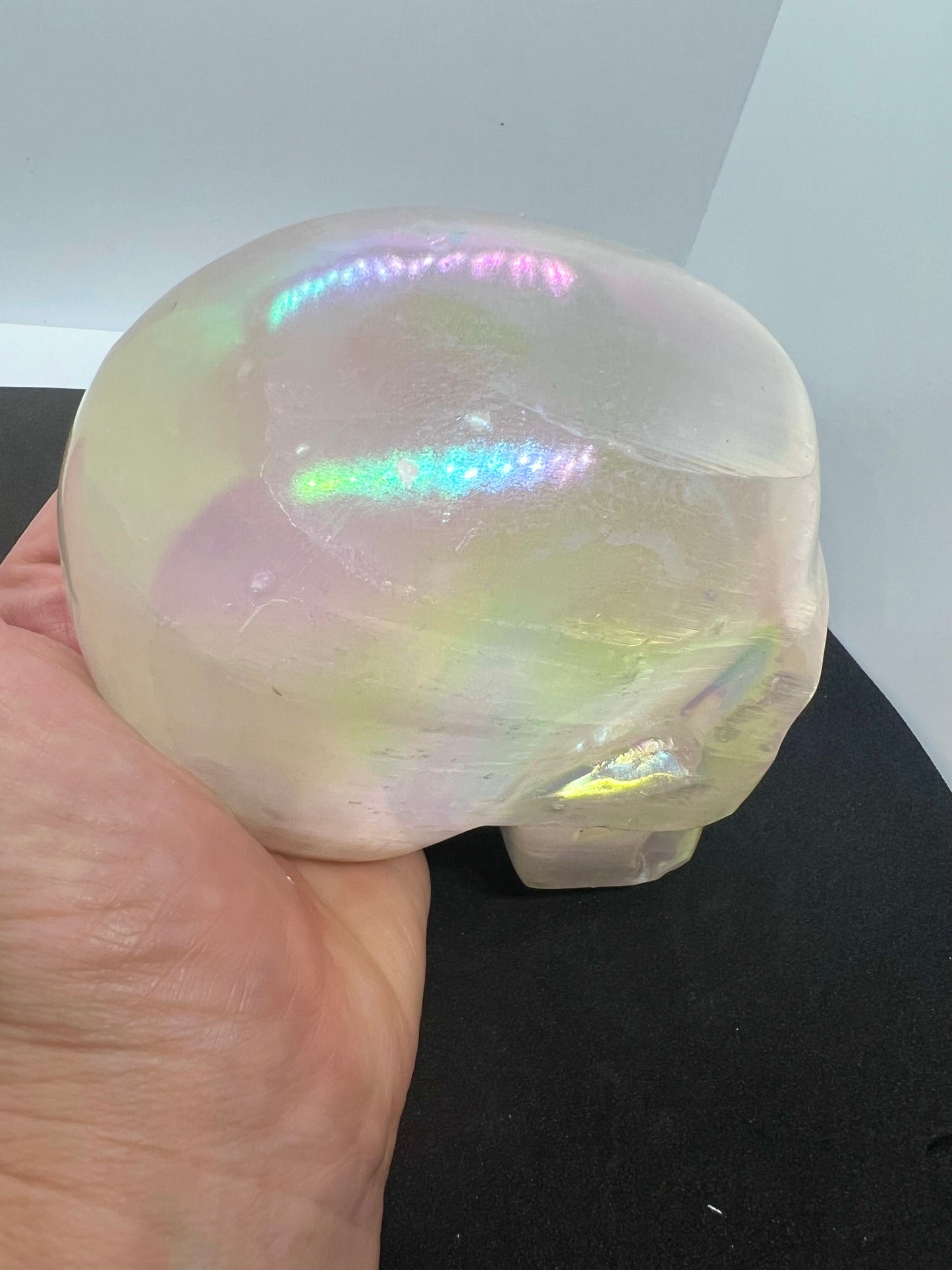 Quartz aura skull