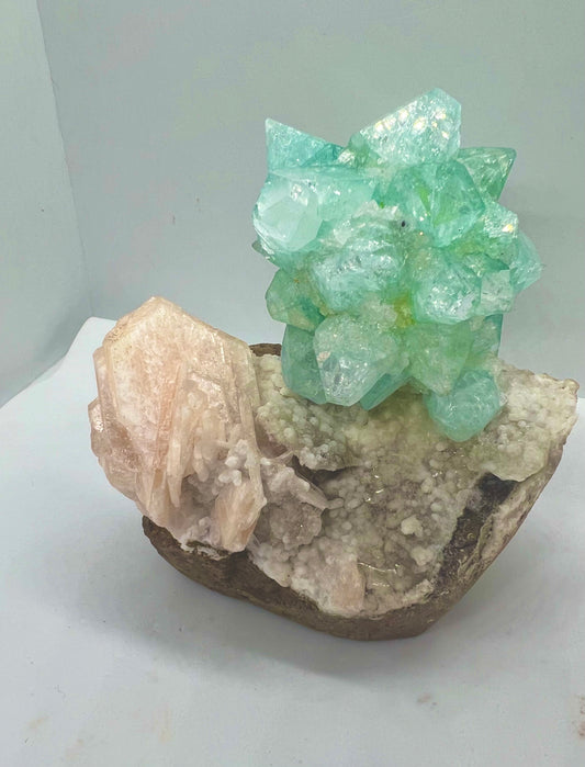 Green apophyllite on Indian stilbite