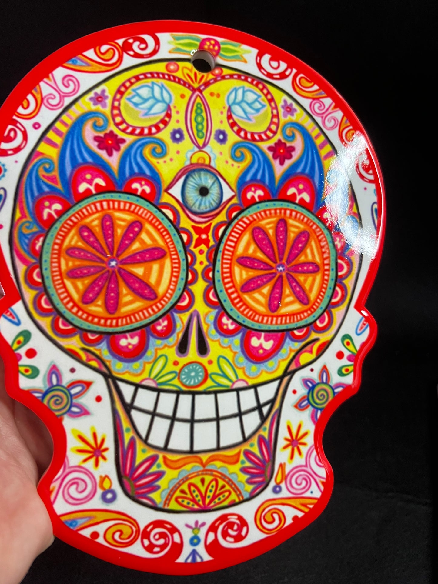 Beautiful skull place mat or wall hanging